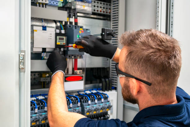 Best Licensed Electrician  in Wautoma, WI